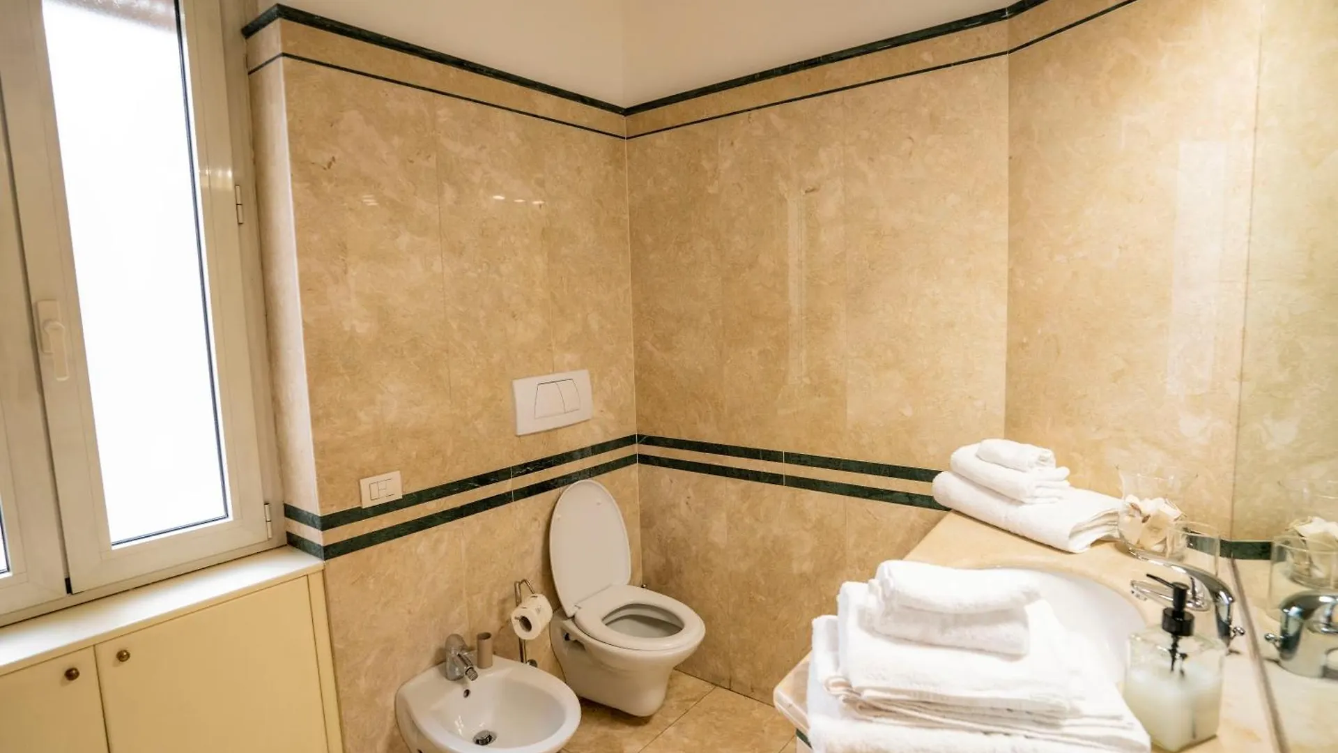 Bed and Breakfast Terrazza Urania - Penthouse Terrace With 360 View Of Řím Itálie
